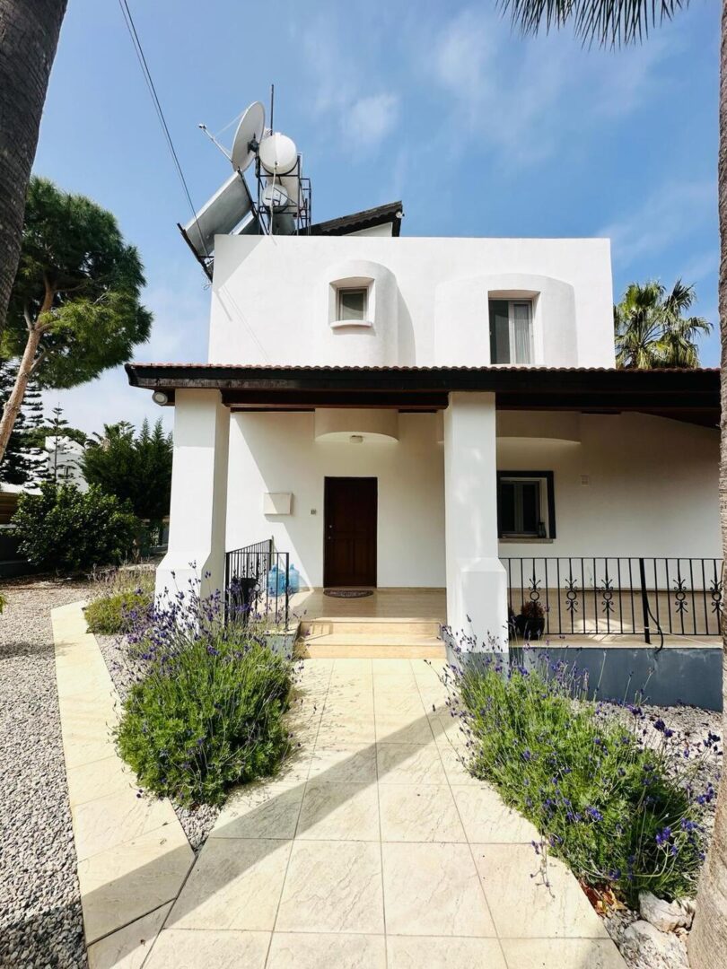 Villa In Çatalköy For Sale